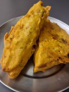 ब्रेड पकौड़ा(bread pakoda recipe in hindi) रेसिपी मुख्य फोटो