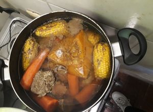 Una foto de Puchero y sopa de arroz Erika #mercado