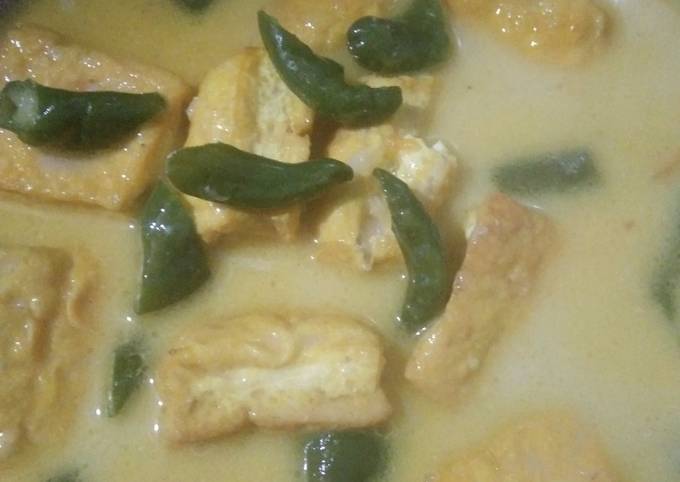 Ternyata begini loh! Bagaimana cara buat Sayur tahu santan cabe ijo yang nagih banget