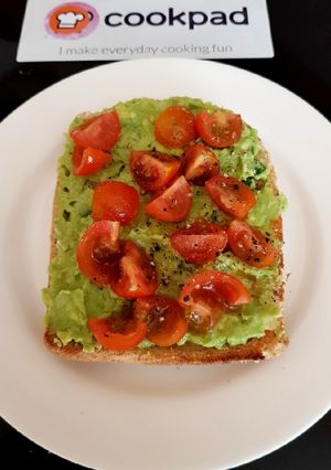 A picture of My Italian Inspired Avocado Toast. 😘.