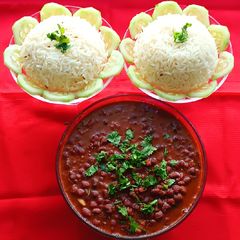 A picture of Red cowpeas and rice.