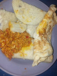A picture of Yam and fridegg,with egg source.