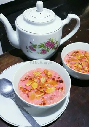 Foto resep Sütlaç (Puding Nasi buah Naga topping Almond)