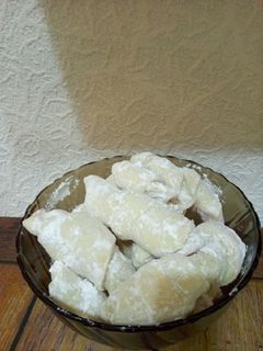O poză a rețetei De post☺Cornulețe cu rahat.