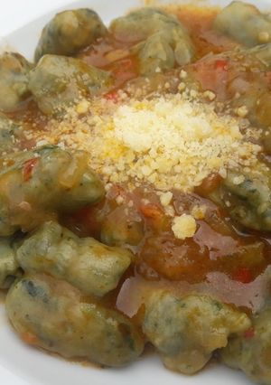 Una foto de Ñoquis de Espinacas y Papas