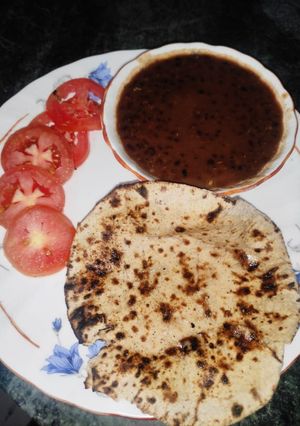 दाल मखनी (Dal makhani recipe in Hindi) रेसिपी मुख्य फोटो