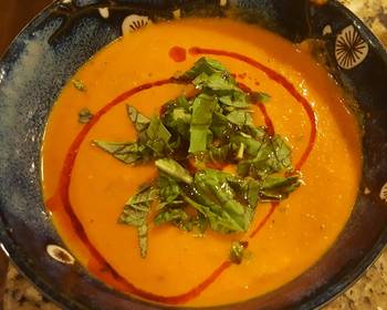 Unique Cuisine Spicy Tomato Basil Soup Delicious Nutritious