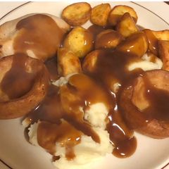 A picture of Chicken Fillets, Mash, Roast Potatoes & Yorkshire Puddings.