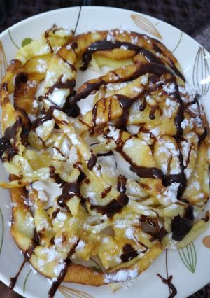 A picture of Funnel Cake (American Jalebi).