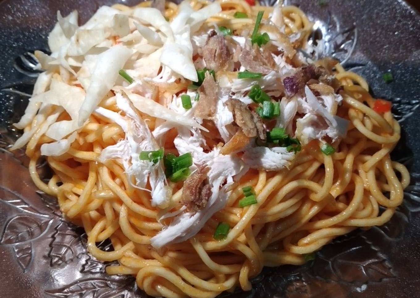 Mie pedas