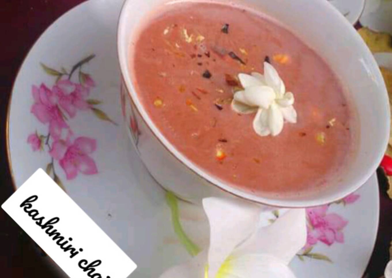Kashmiri chai