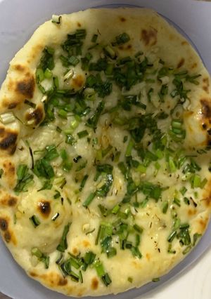 A picture of Garlic nan(hara lahsan).
