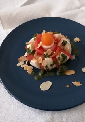 A picture of Caprese Rose.