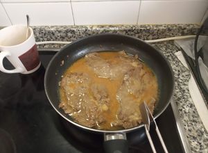 Foto principal de Filetes de ternera en salsa con vino y Sabor Cookpad