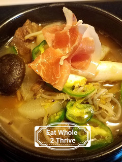 A picture of Beef shank & rice cake soup 牛腱年糕汤.