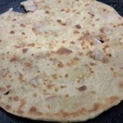 A picture of Onion Paratha.