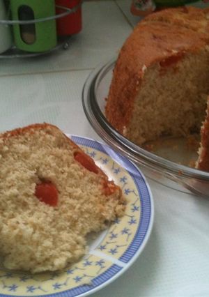 Una foto de Panetela con papaya y piñas