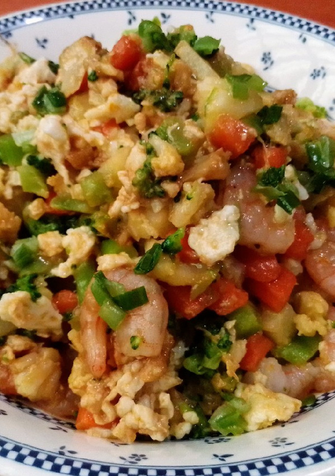 Una foto de Arroz frito Chino (de Coliflor y brócoli)