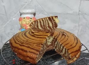 Una foto de Torta cebra de mandarinas 🍊 y cacao