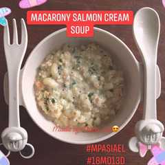 รูปของ Macarony salmon cream soup