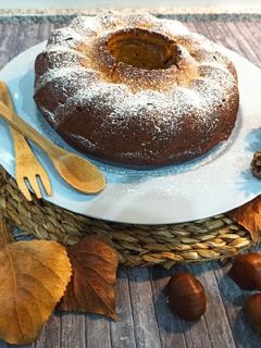 Una foto de Bizcocho de calabaza,🎃 castañas 🌰 y dátiles 🥄
