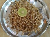शाबुदाण्याची खिचडी (Sabudana Khichdi Recipe In Marathi)