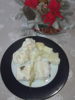 Una foto de Bacalao con coliflor
