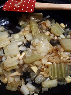 Una foto de Cardo con verduritas (cena light)