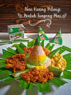 Foto resep Nasi Kuning Pelangi (Bentuk Tumpeng Mini)