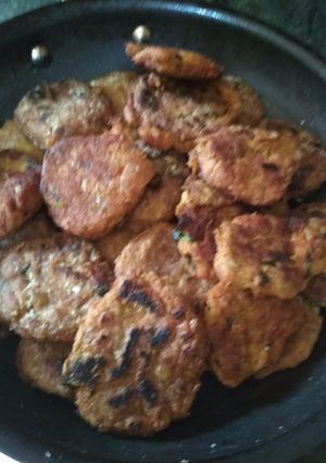 A picture of Dal vada.