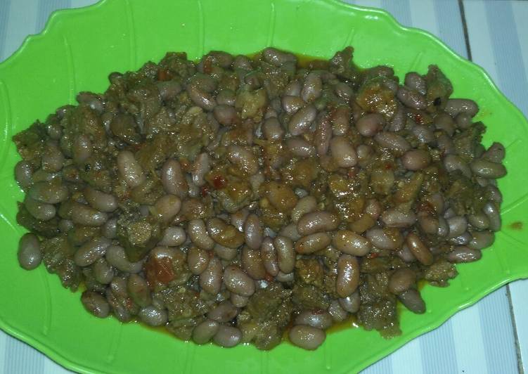 Kumbu-kumbu (daging sapi+kacang merah)