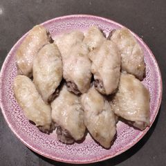 Steamed Chicken Wings A picture of Steamed Chicken Wings.