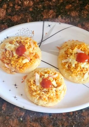 A picture of Fusion noodles uttapam.