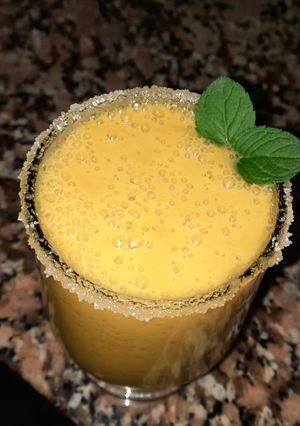 Una foto de Smoothie de duraznos amarillos🍑
