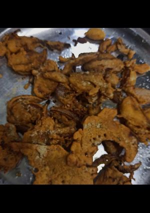 प्याज़ के पकौड़े (pyaz ke pakode recipe in Hindi) रेसिपी मुख्य फोटो