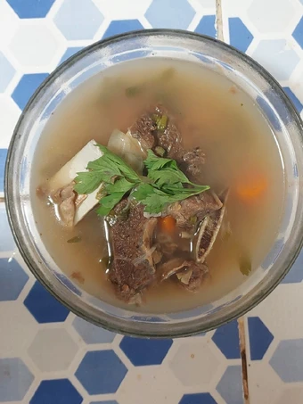 Cara Mudah Menyiapkan Resep [5] Sup Iga Sapi Anti Ribet, Bisa Manjain Lidah