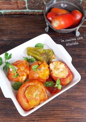 Foto di Pomodori Ripieni a Km Zero di Cuore