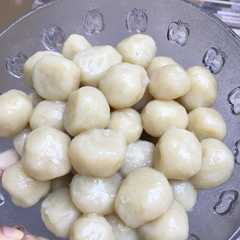 Cilok (aCI dicoLOK) রেসিপির প্রধান ছবি