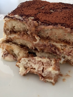 Una foto de Tiramisú con mascarpone facilísimo