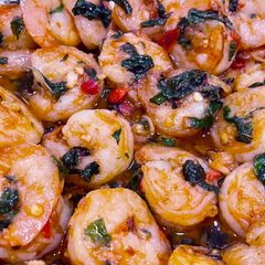 Thai-Inspired Garlic Shrimp 🍤 A picture of Thai-Inspired Garlic Shrimp 🍤.