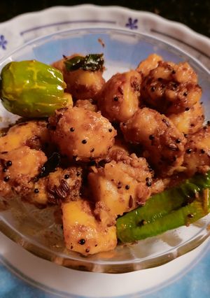 A picture of Chatpate jeera aloo.