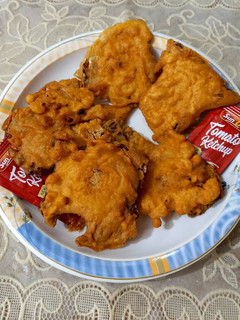 A picture of Crispy cabbage pakoray.