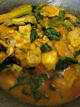 Cara Mudah Membikin Resep Rica-rica ayam kemangi dan tempe yang Lezat Sekali Anti Ribet, Lezat