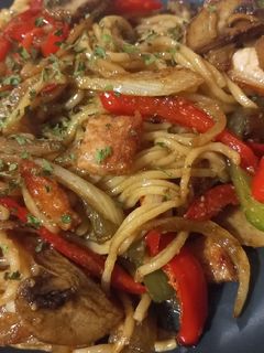 Una foto de Noodles al wok