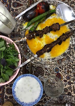 عکسی از دستور چلو زعفرانی با چنجه