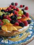 Crostata con panna cotta e frutta fresca