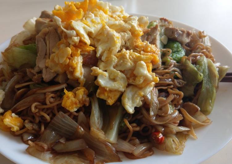 Recipe of Quick Fried noodles with chicken
