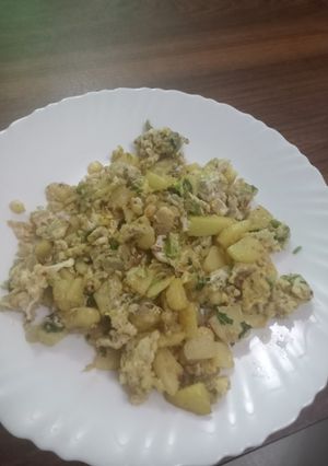 A picture of Anda Alu with lemon twist.