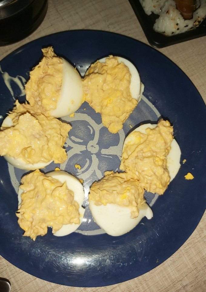 Una foto de Huevos rellenos