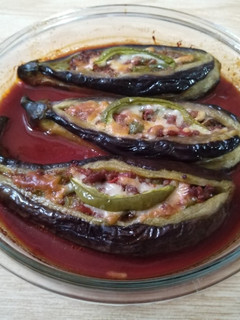 عکسی از دستور کارنی یاریک (بادمجان شکم پر)
